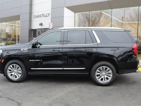 Used 2024 GMC Yukon Denali image 6