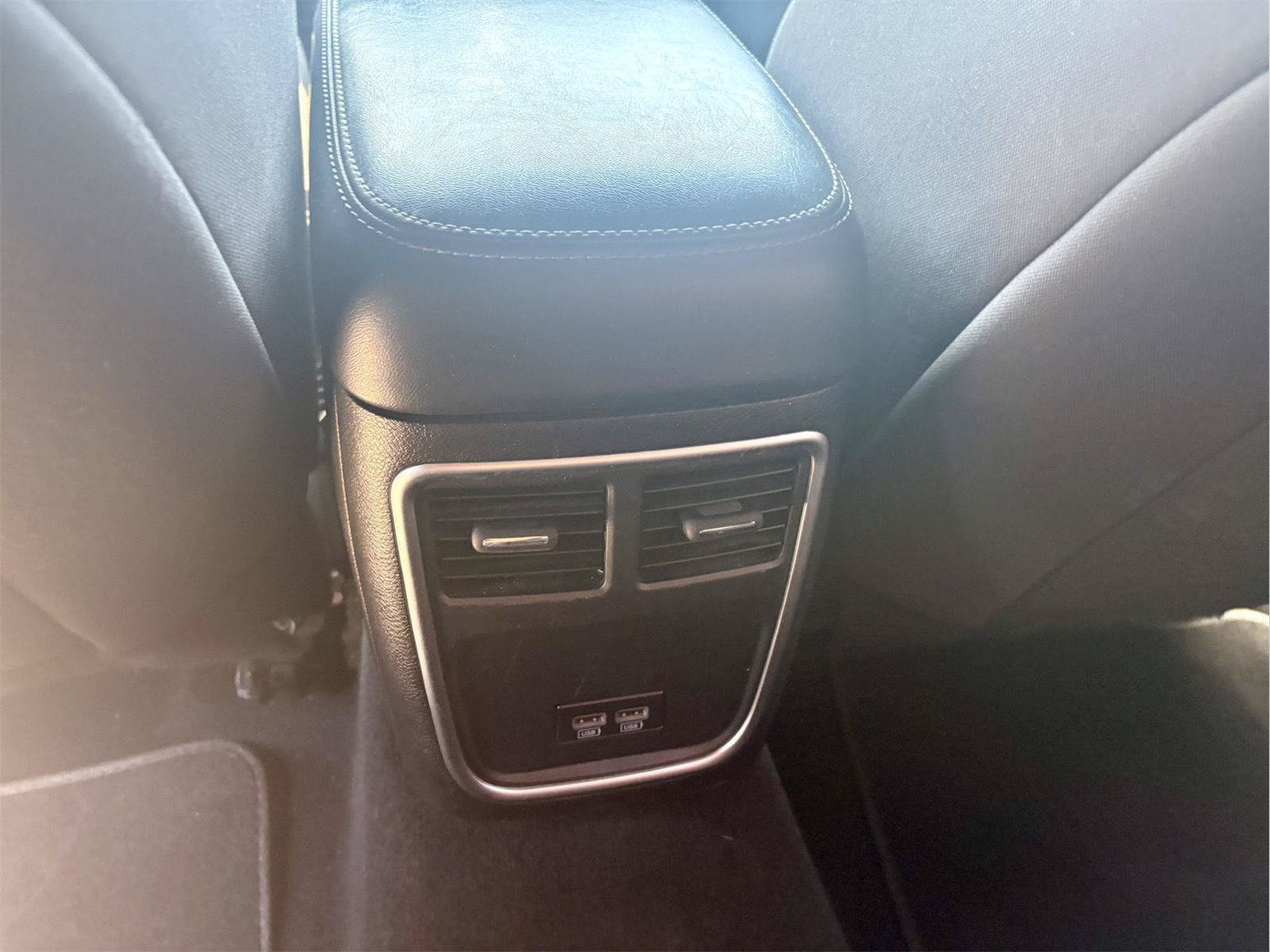 Used 2021 Dodge Charger SXT RWD image 14