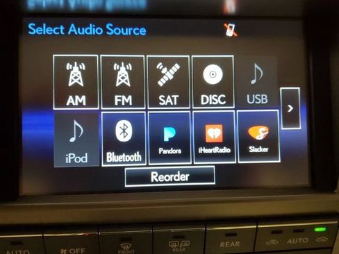 Used 2018 Lexus GX 460 Premium w/ Premium Package AWD/4WD image 15