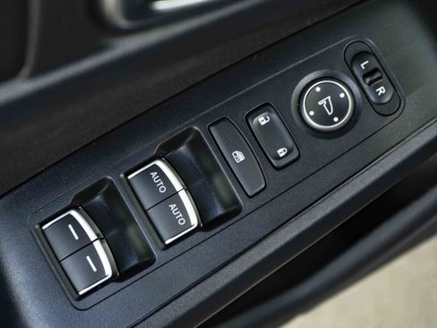 Used 2025 Honda Civic Sport image 37