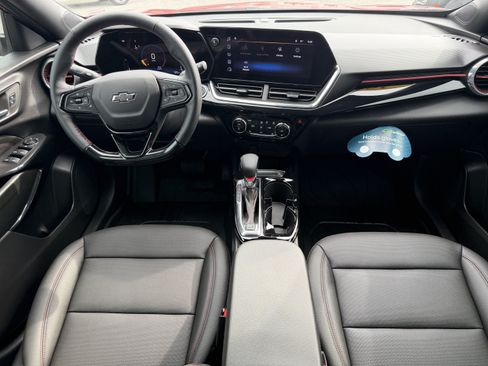 Certified 2026 Chevrolet Trax RS w/ Driver Confidence Package FWD image 14