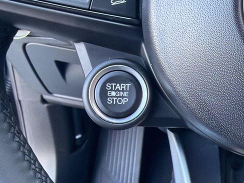 Used 2022 Alfa Romeo Stelvio Ti w/ Active Assist Plus Package AWD/4WD image 16