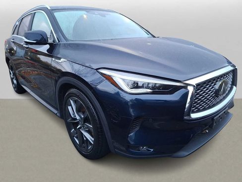 Used 2019 INFINITI QX50 Essential w/ Sensory Package image 2