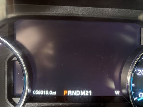 Used 2019 Ford F250 Lariat w/ Lariat Value Package image 14