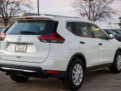 Used 2019 Nissan Rogue SV image 7