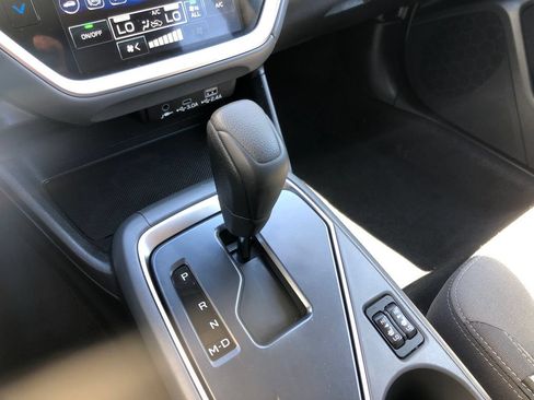 Used 2025 Subaru Crosstrek 2.5i Premium AWD/4WD image 20