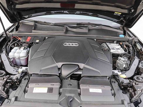 Used 2023 Audi Q7 3.0T Premium Plus w/ Premium Plus Package image 41