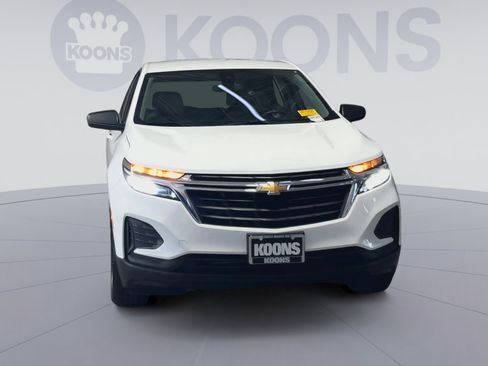 Used 2023 Chevrolet Equinox LS FWD image 4