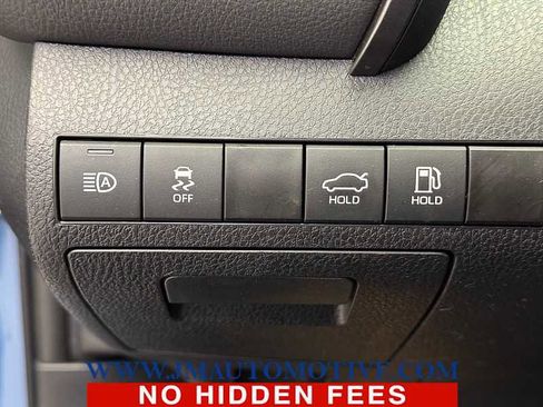 Used 2023 Toyota Camry SE image 33