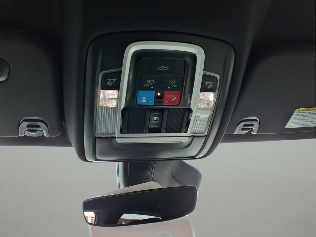 Used 2025 RAM 1500 Big Horn AWD/4WD image 24
