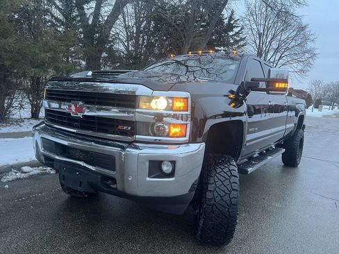Used 2017 Chevrolet Silverado 3500 LTZ w/ Duramax Plus Package image 11