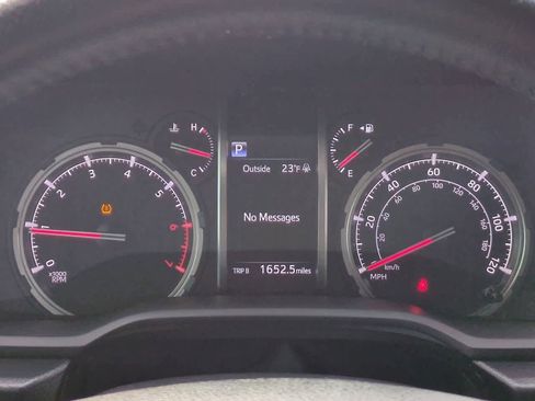 Used 2020 Toyota 4Runner TRD Off-Road image 29