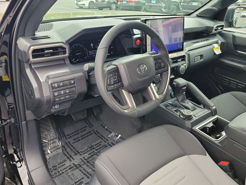 New 2026 Toyota Tacoma TRD Off-Road AWD/4WD image 19