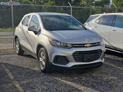 Used 2022 Chevrolet Trax LS w/ Tint and Cruise Package