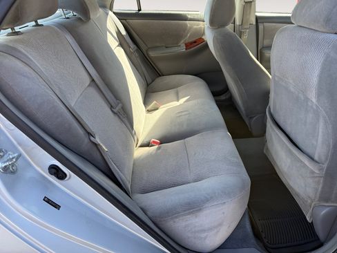 Used 2007 Toyota Corolla FWD image 18