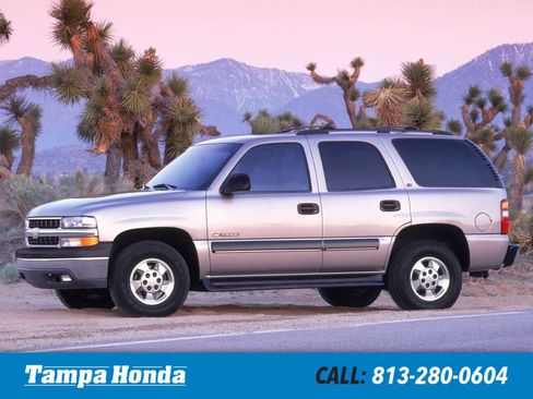 Used 2004 Chevrolet Tahoe LS image 1