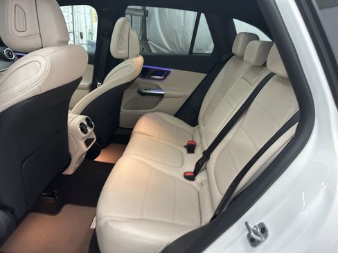 New 2026 Mercedes-Benz GLC 300 image 22