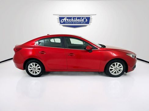 Used 2016 MAZDA MAZDA3 i Touring w/ Popular Equipment Package FWD image 8