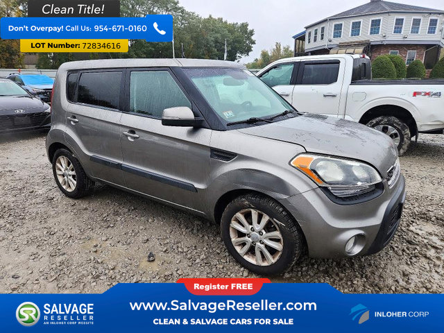 Used 2013 Kia Soul + w/ Audio Pkg FWD image 5