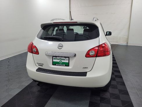Used 2015 Nissan Rogue S w/ Convenience Package AWD/4WD image 7