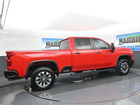 Used 2024 Chevrolet Silverado 2500 Custom w/ Custom Value Package AWD/4WD image 6