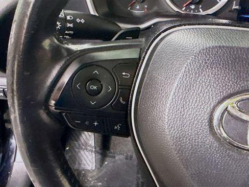 Used 2019 Toyota Corolla SE FWD image 19