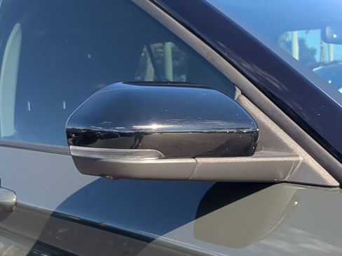 Certified 2022 Ford Explorer Limited w/ Equipment Group 301A image 12