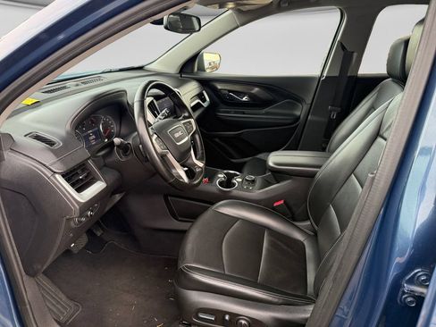 Used 2024 GMC Terrain SLT AWD/4WD image 21