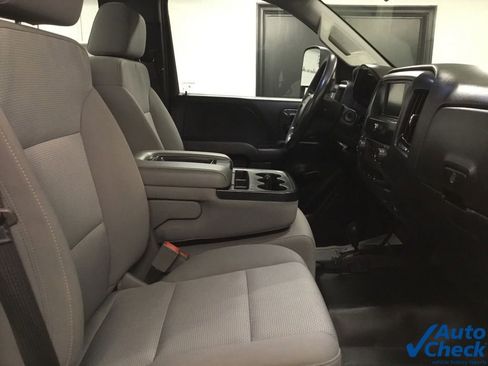 Used 2018 Chevrolet Silverado 3500 W/T w/ Snow Plow Prep Package AWD/4WD image 30