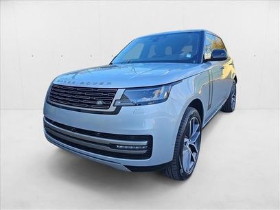 New 2025 Land Rover Range Rover SE
