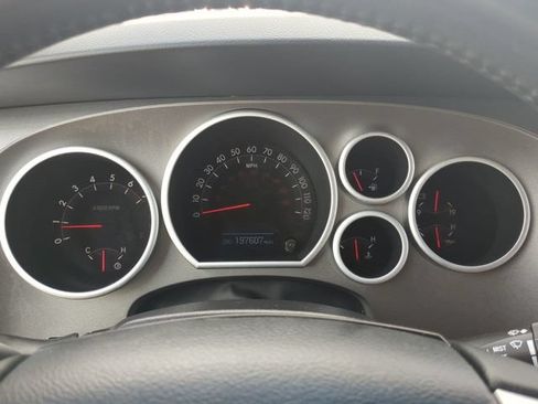 Used 2017 Toyota Sequoia Limited w/ Safety & Convenience Package RWD image 30