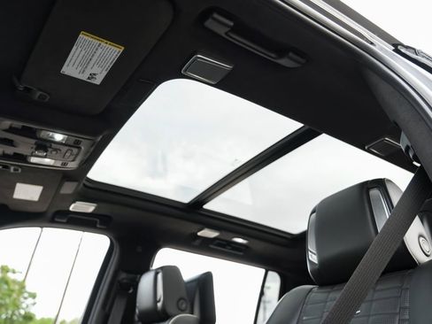 Used 2021 Cadillac Escalade ESV Sport Platinum AWD/4WD image 24