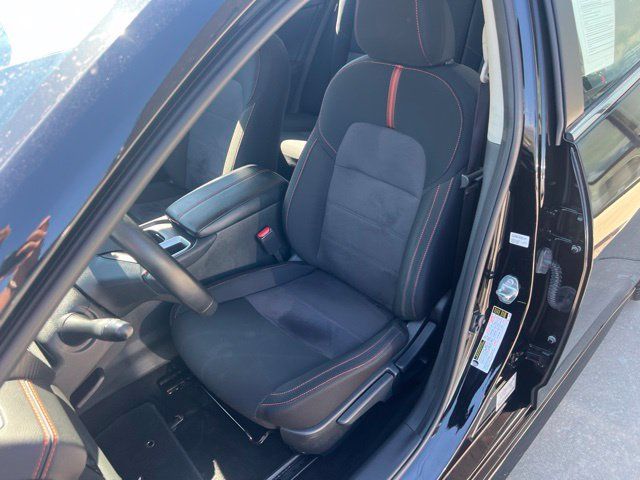 Used 2025 Nissan Sentra SR FWD image 15