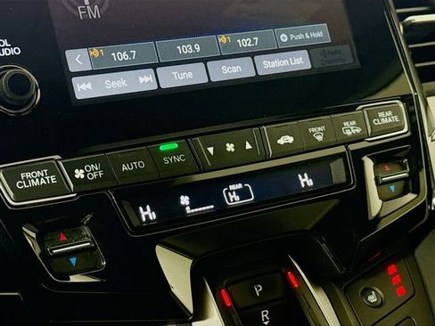 Used 2018 Honda Odyssey EX image 15