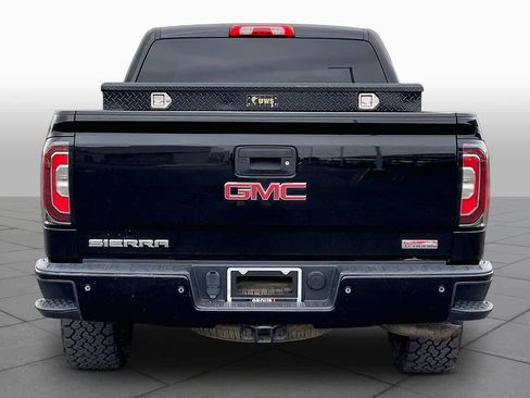 Used 2018 GMC Sierra 1500 SLT w/ All Terrain Package image 5