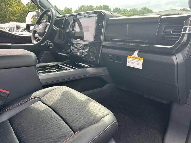 New 2026 Ford F250 Lariat w/ Black Appearance Package AWD/4WD image 12