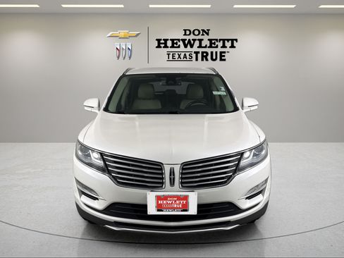 Used 2017 Lincoln MKC Reserve w/ Lincoln MKC Climate Package FWD image 1