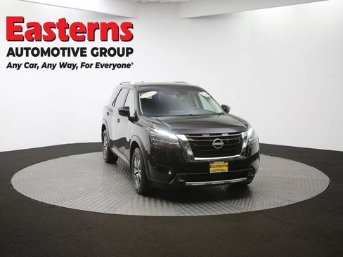 Used 2022 Nissan Pathfinder SL image 53