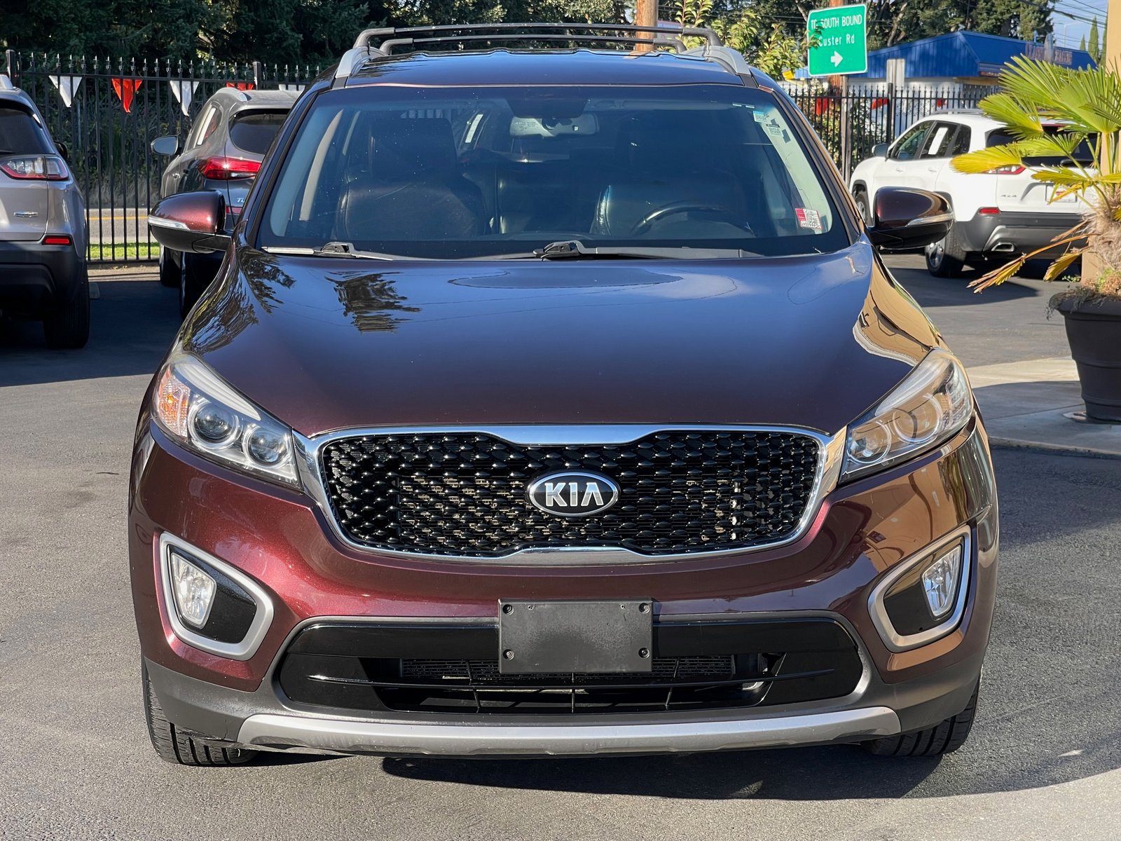 Used 2016 Kia Sorento EX w/ EX Premium Package AWD/4WD image 2
