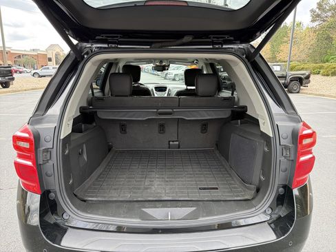 Used 2017 Chevrolet Equinox Premier w/ Enhanced Convenience Package image 18