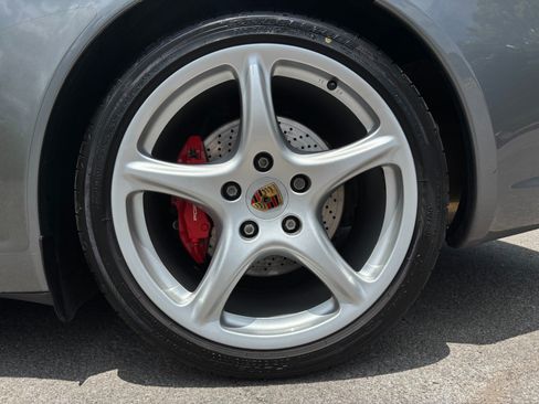 Used 2006 Porsche 911 Carrera S RWD image 38