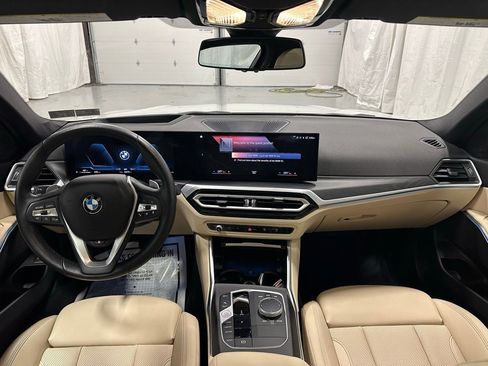 Used 2023 BMW 330i xDrive Sedan w/ Premium Package image 39