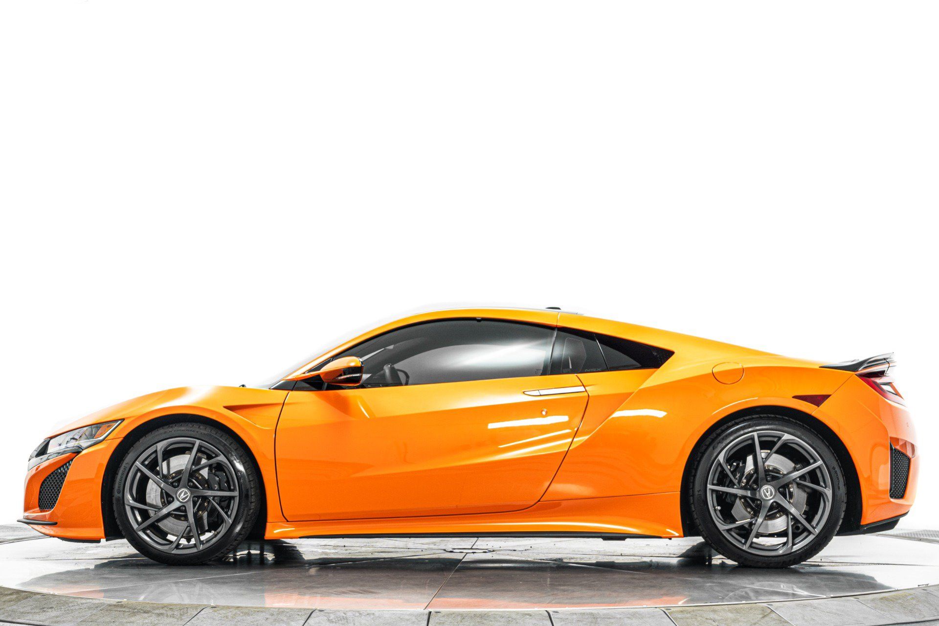 Used 2019 Acura NSX AWD/4WD image 6