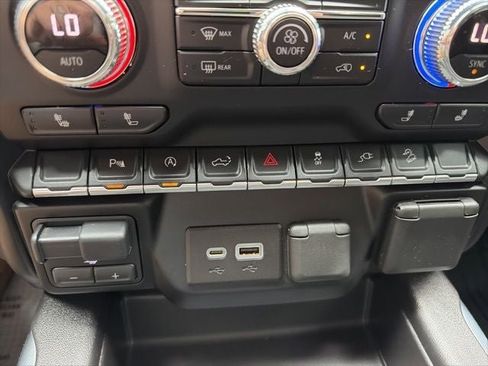 Used 2021 GMC Sierra 1500 Elevation w/ Preferred Package AWD/4WD image 14