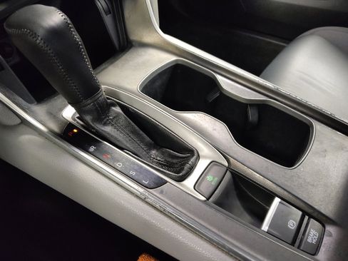 Used 2018 Honda Accord LX image 26