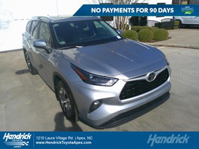 Used 2024 Toyota Highlander XLE