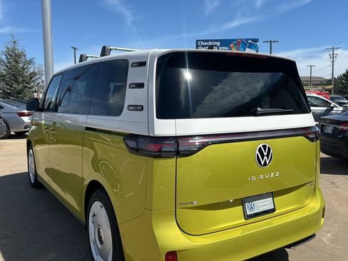 New 2025 Volkswagen ID. Buzz 1st Edition AWD/4WD image 7