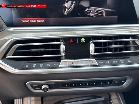 Used 2020 BMW X7 xDrive40i w/ Premium Package AWD/4WD image 33