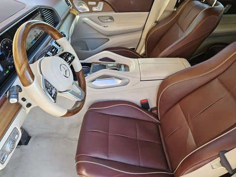 Used 2023 Mercedes-Benz Maybach GLS 600 Maybach GLS 600 image 14