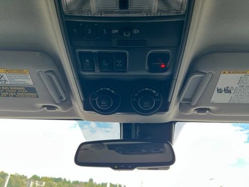 Used 2020 Toyota 4Runner TRD Off-Road Premium AWD/4WD image 27